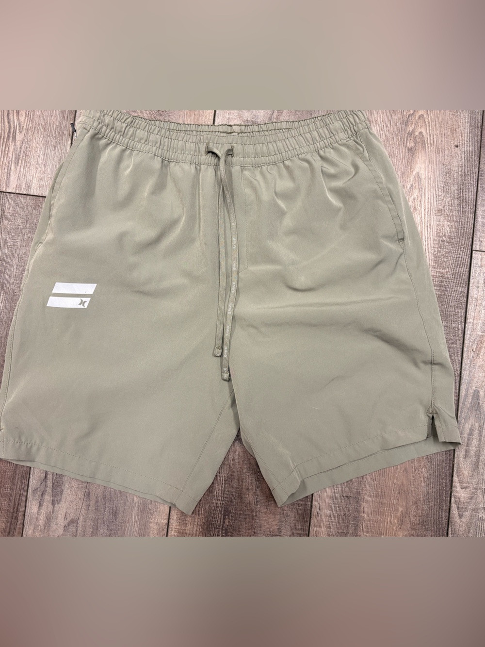 Hurley Men's Size MD Light Olive Athletic Shorts